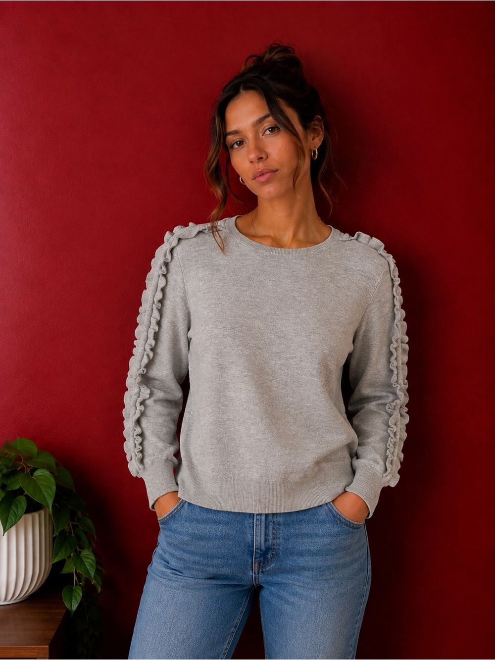 Papaya Gray Ruffle Sleeve Sweater – Women’s Size 12